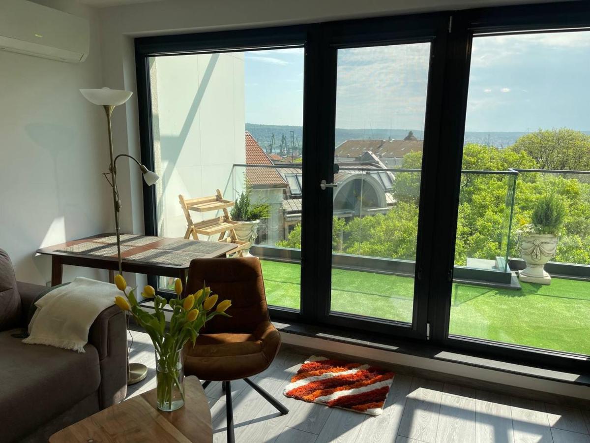 Panoramic Apartment In Varna With Underground Parking Экстерьер фото